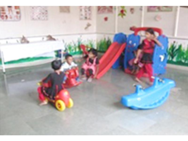 Play room therapy