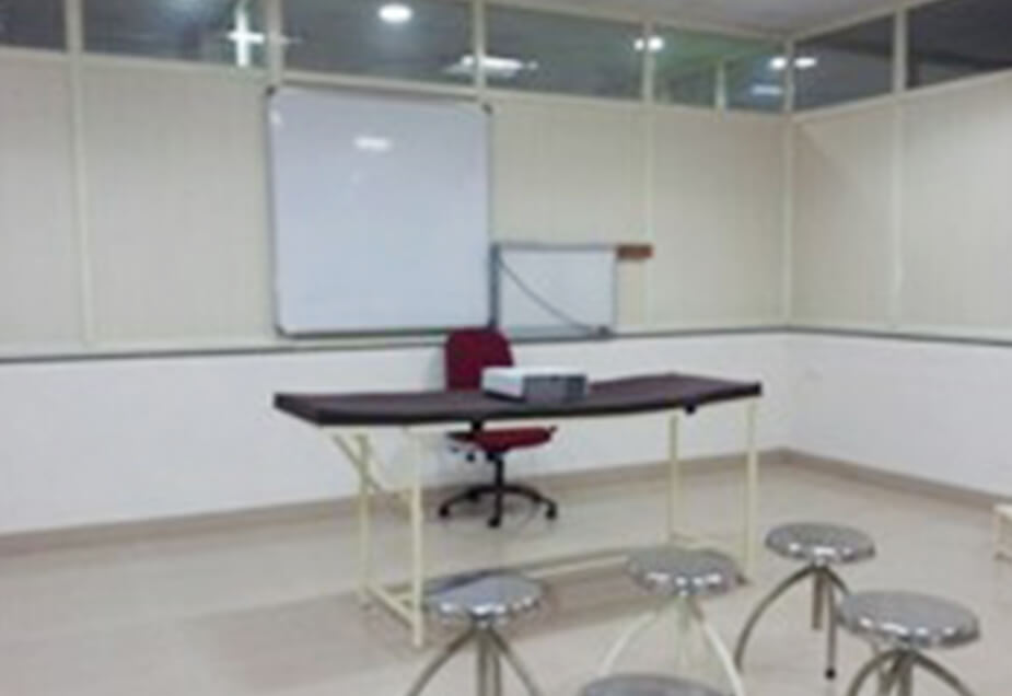  Seminar Room