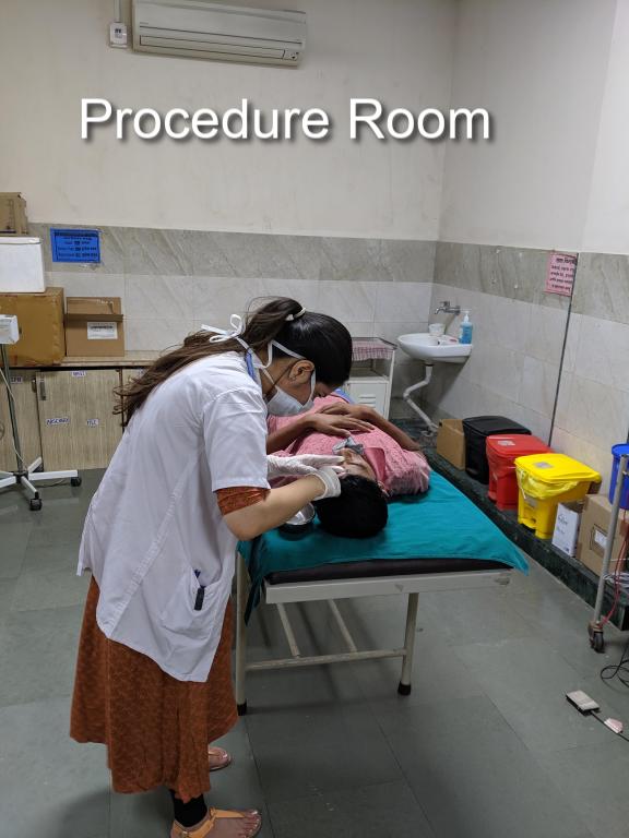 Dermatolog : Procedure Rooms