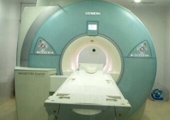 Whole body 1.5T MRIsystem (24 x 7)